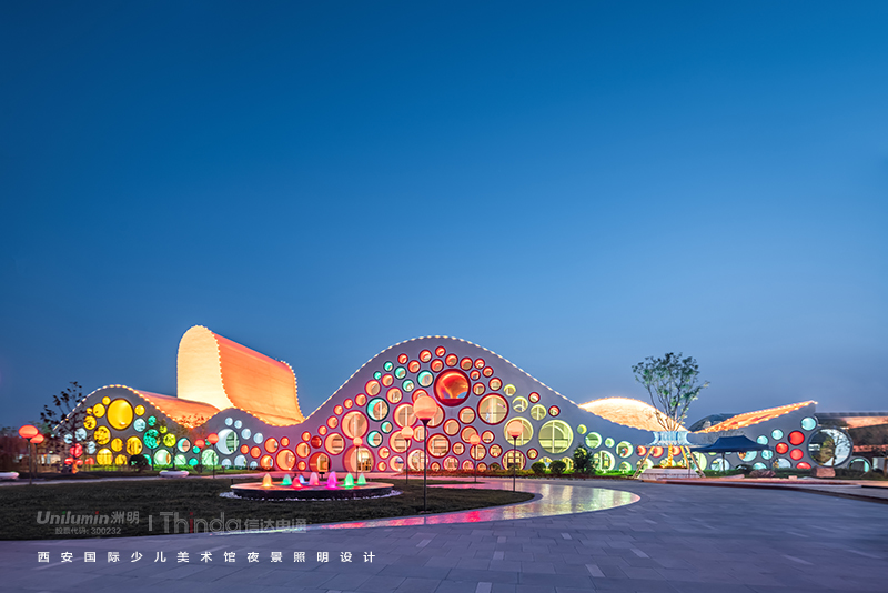 西安斑斕小鎮夜景 西安斑斕小鎮夜景