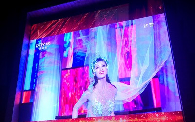 繼上海國(guó)際電影節(jié)后,洲明大屏再度驚艷世界