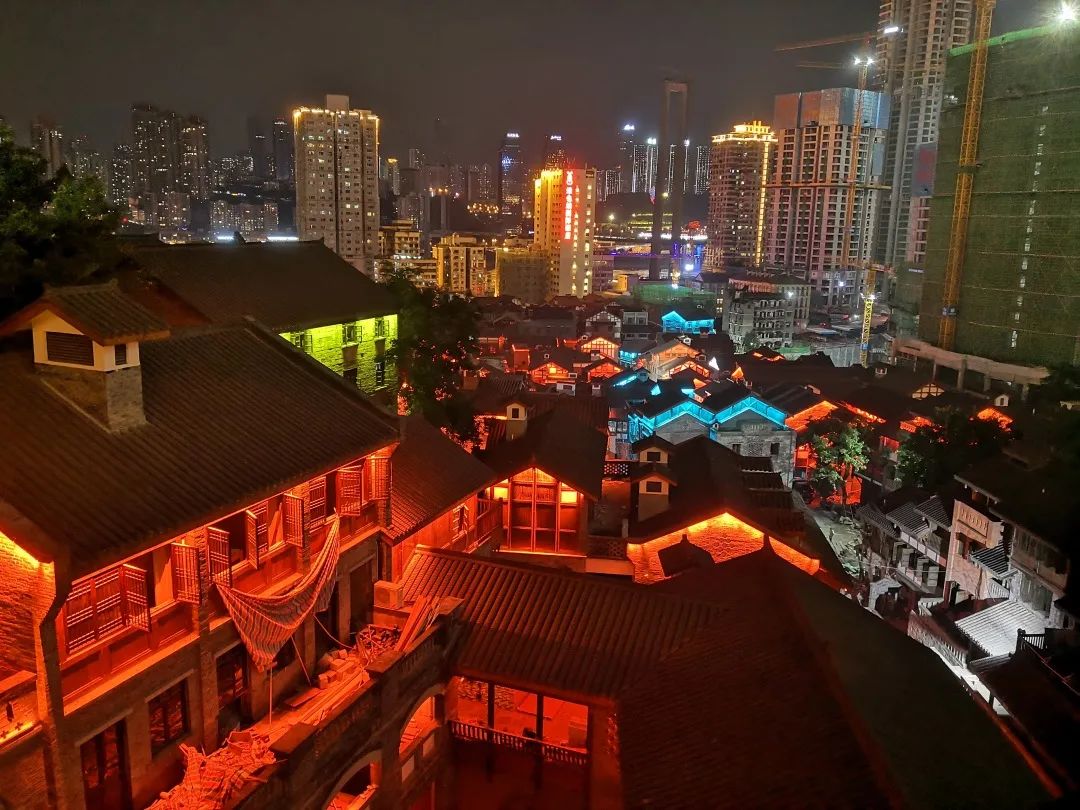 山城古街 盛裝歸來(lái) | 9月30日,一起打卡重慶十八梯!